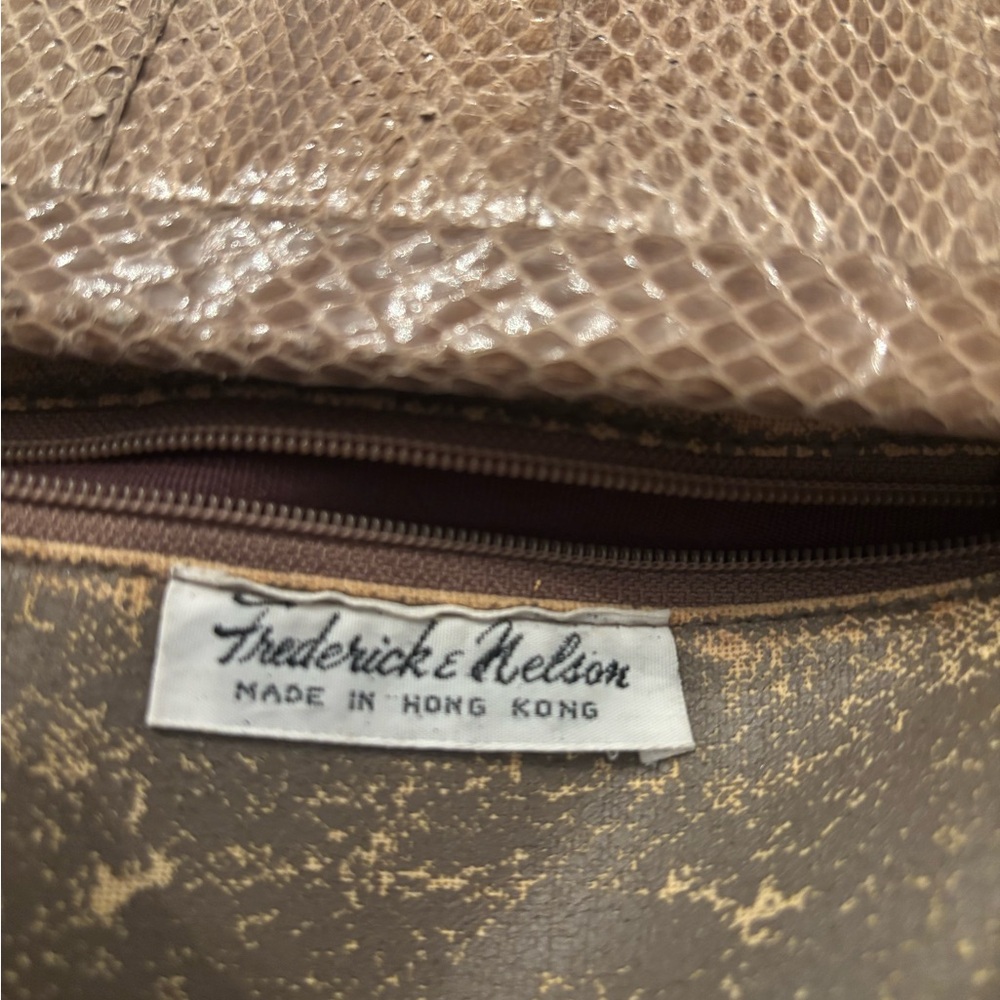 Fredrick E Nelson Vintage snake skin crossbody& Michael Kors card holder - Picture 9 of 10